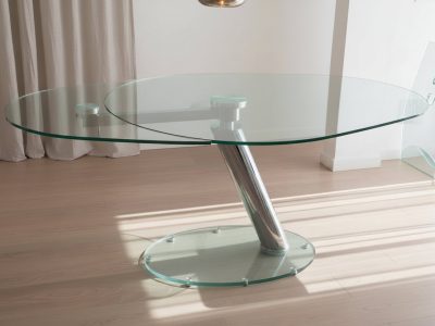 Table ovale extensible en verre – Zestelle | Design lumineux